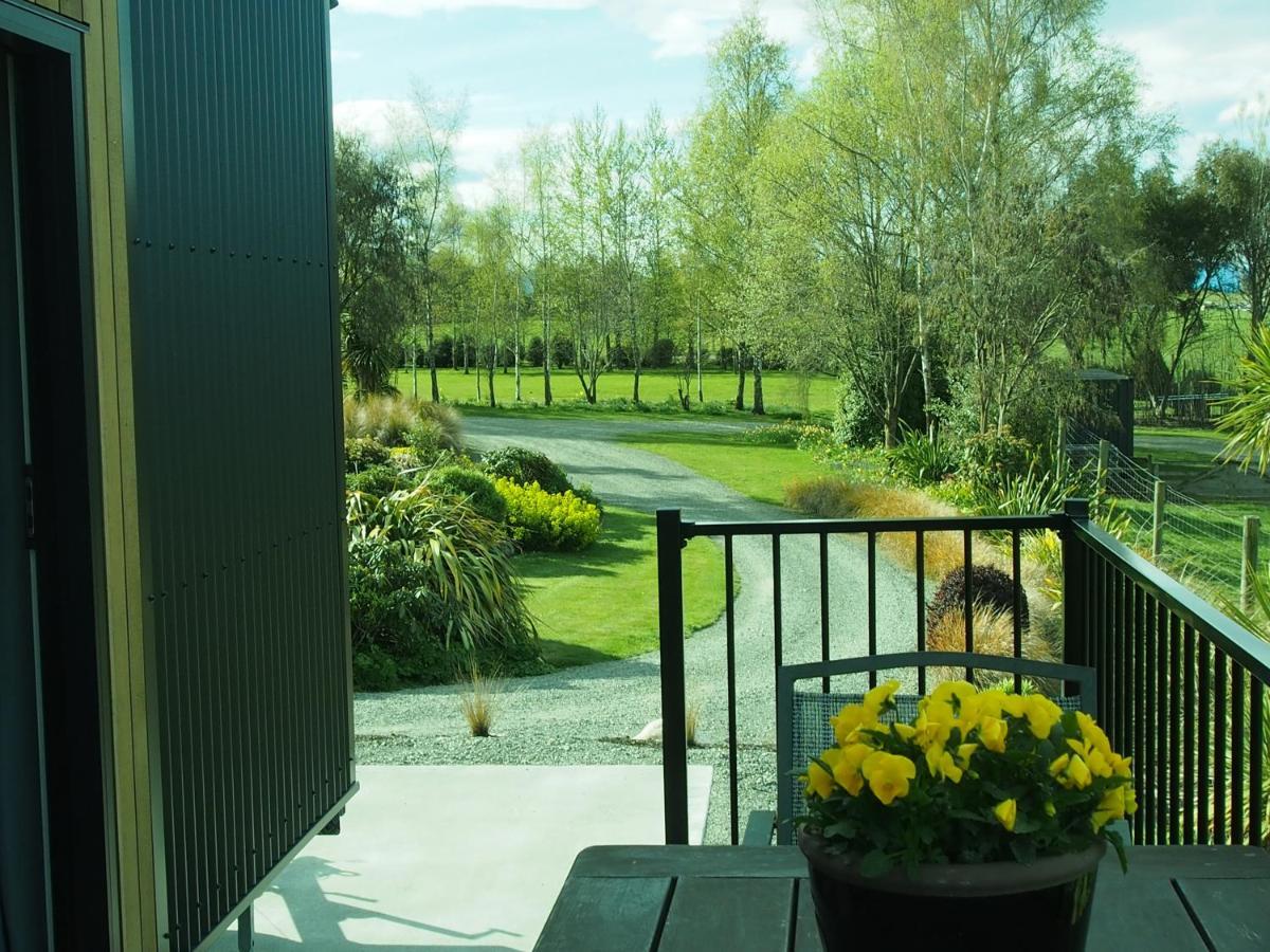 Boutique Tiny House - Te Anau Country Accommodation Esterno foto